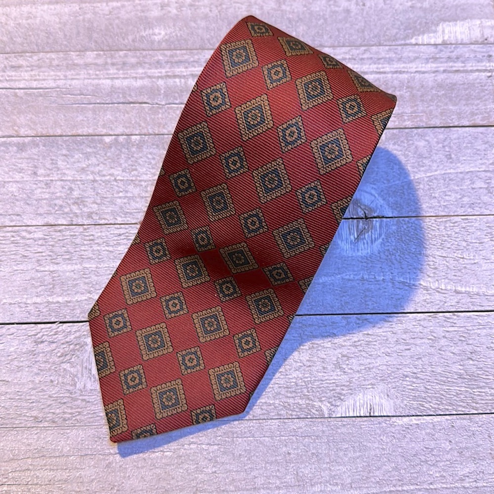 Brooks Brothers Red Geometric tie
